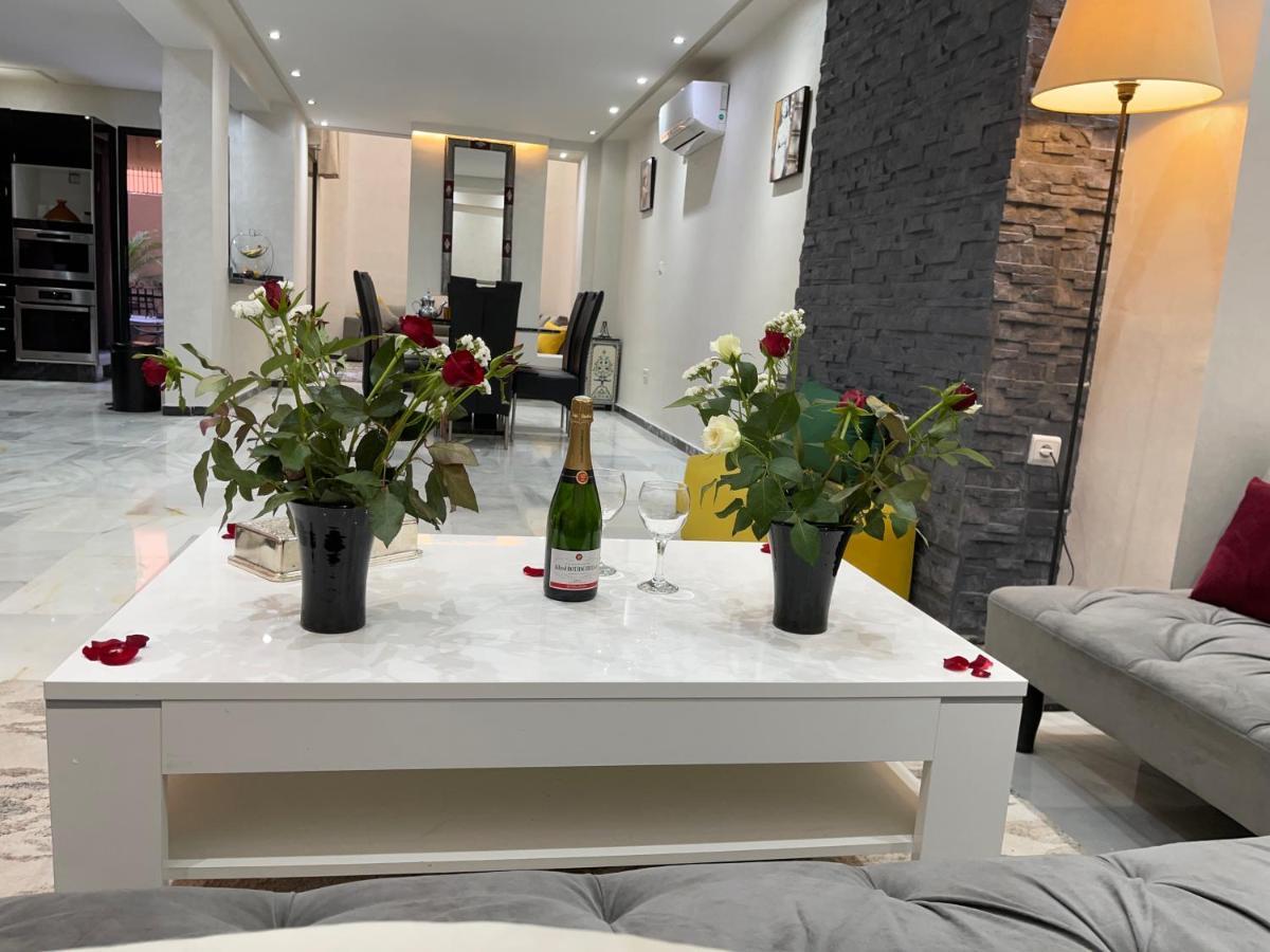 Appartement En Duplex Avec 3 Chambres Haut Standing Gueliz Marrakech Marrakesh Exterior foto